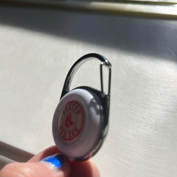 Collectible Red Sox Retractable Badge Holder - Picture 5 of 6